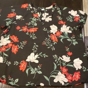 Old navy short sleeve shirt